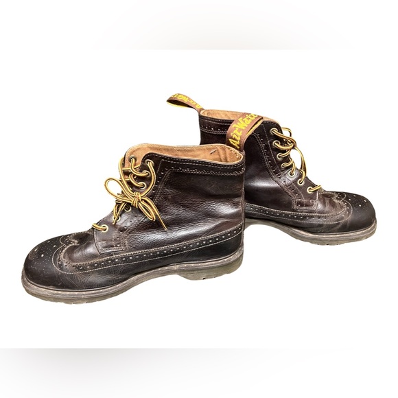 EUC Dr martens fitzroy wingtip boots with gutter grip soles - Picture 2 of 5